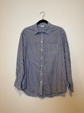 GAP Blue and White Vertical Stripe Button-Down Shirt